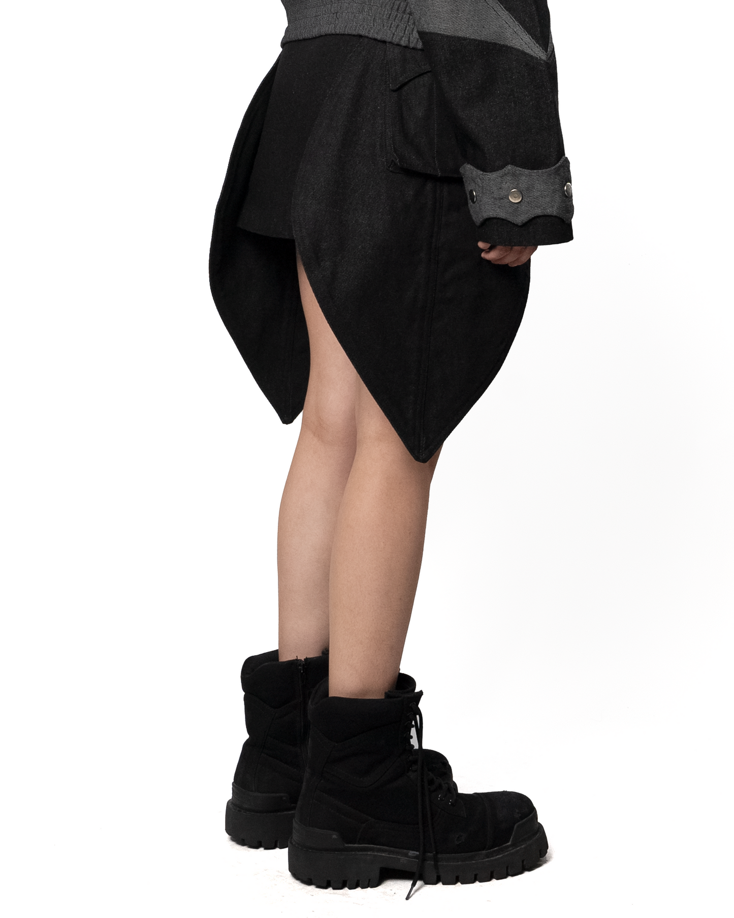 Sabre Skirt Black