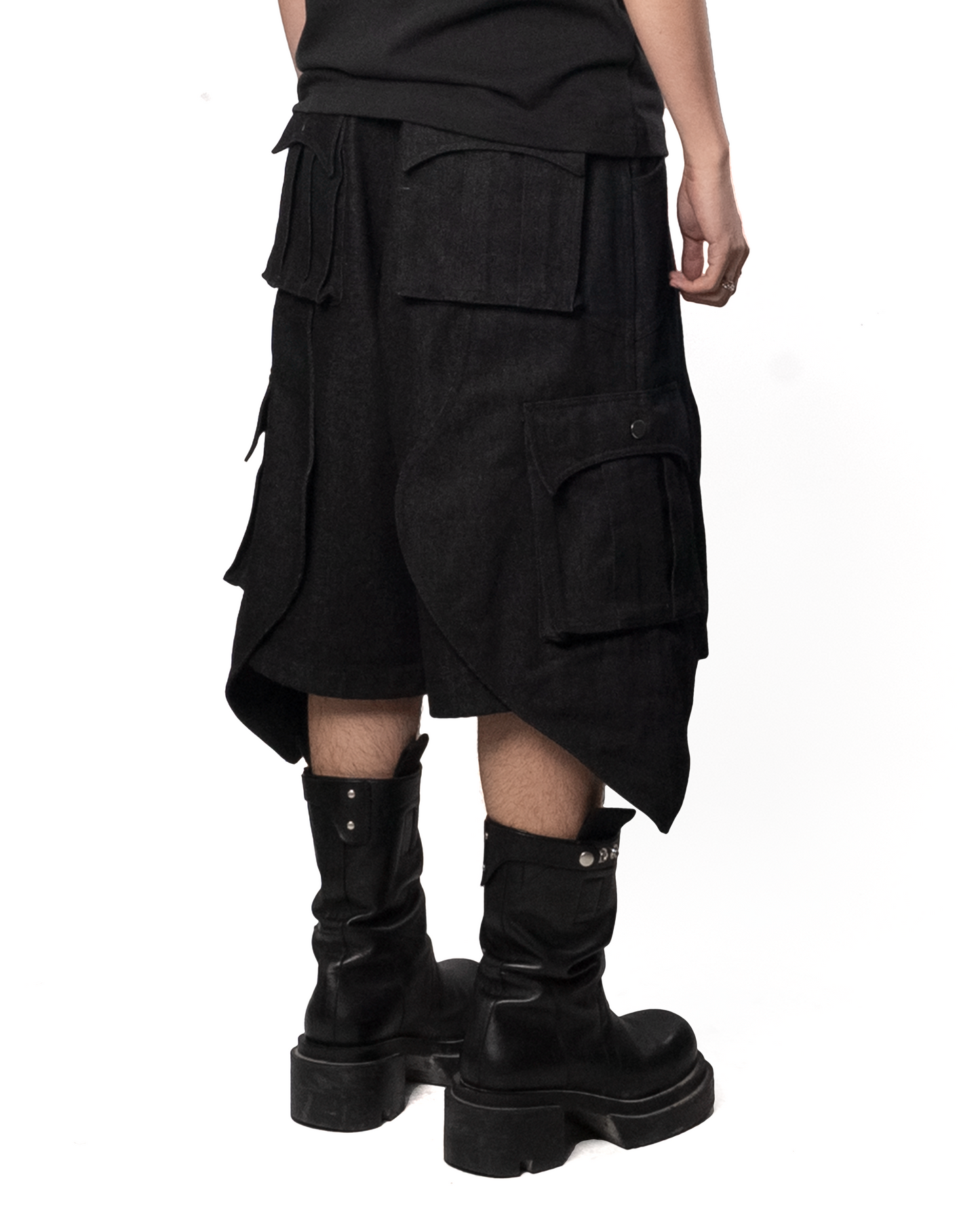 Tamashi Shorts Black